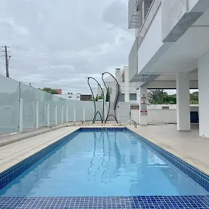 https://lindo-ap-novo-mobiliado-na-praia-do-novo-campeche.santa-catarina-brasil.com